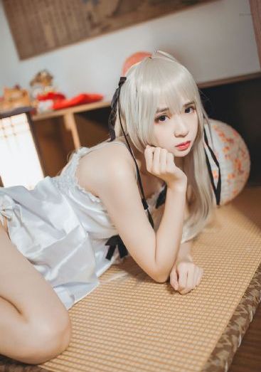 欧美av一二三区免费播放红豆_高清高清完整版播放