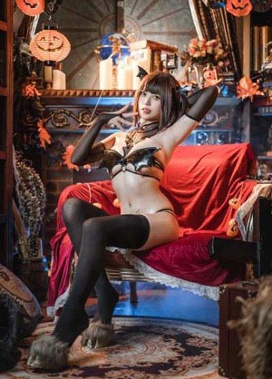 我的xl上司带翻译无马赛_JVID性感写真