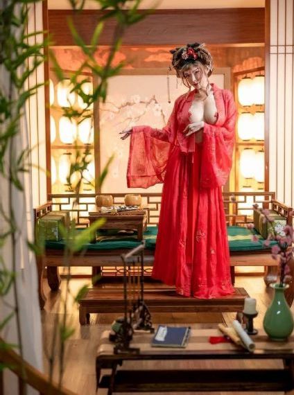 欧美久草色妞_1080P高清免费观看