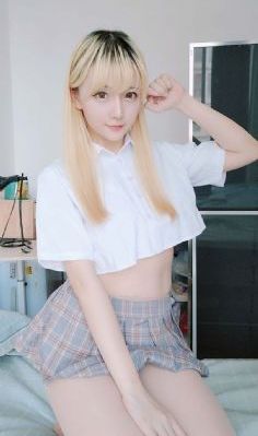 新款的欧美男士羊绒衫_DVD手机在线看