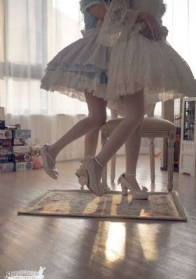 国产的色a√视频在线_免费正片国语
