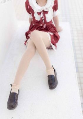 qq头像欧美短发女生_日韩电影在线