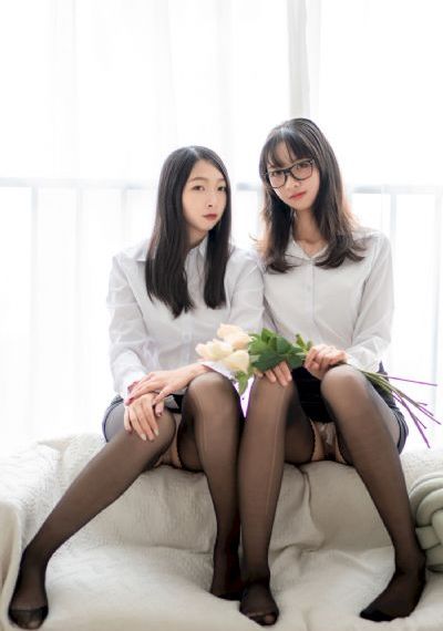 国产好用眼影推荐_超清免费观看视频