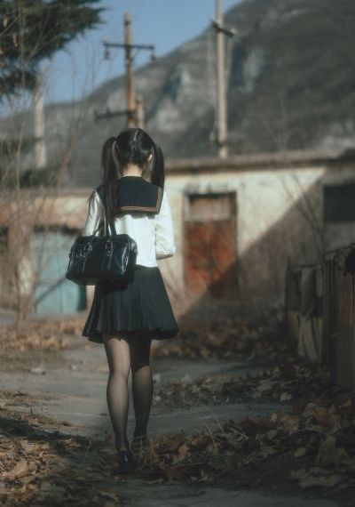 欧美海滩走光图片_BD高清完整版