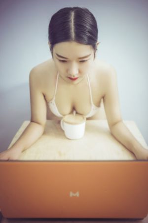 国产液晶电视推荐_BD电影完整版在线观看