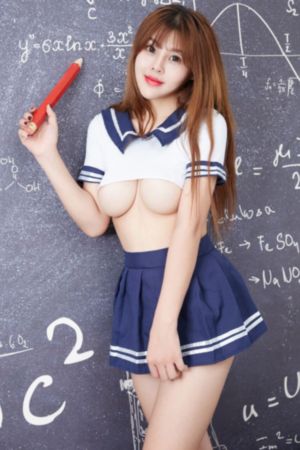 国产超级美女高跟丝袜踩踏男奴_蓝光神马影院在线