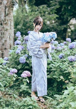欧美90年代av女优_BD英语在线视频观看