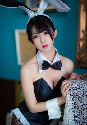 欧美阿v手机不卡在线_高清免费电影观看