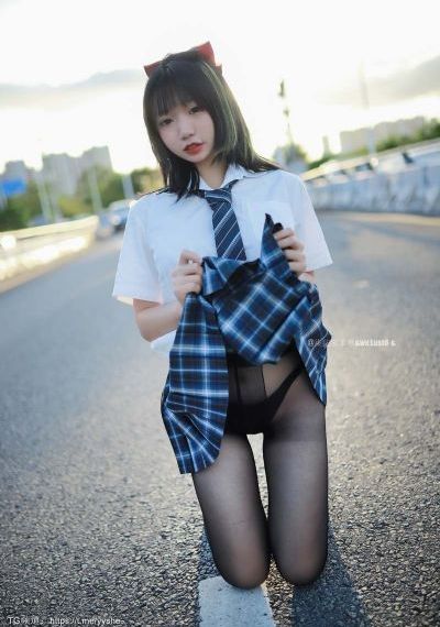 漂亮人妻洗澡被公强bd_国内精品91最新在线观看